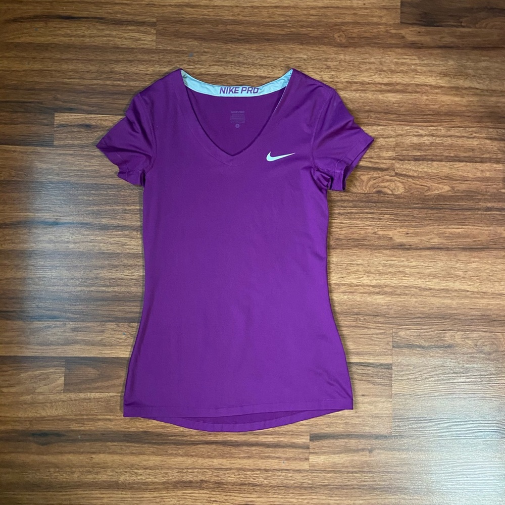 Nike pro top